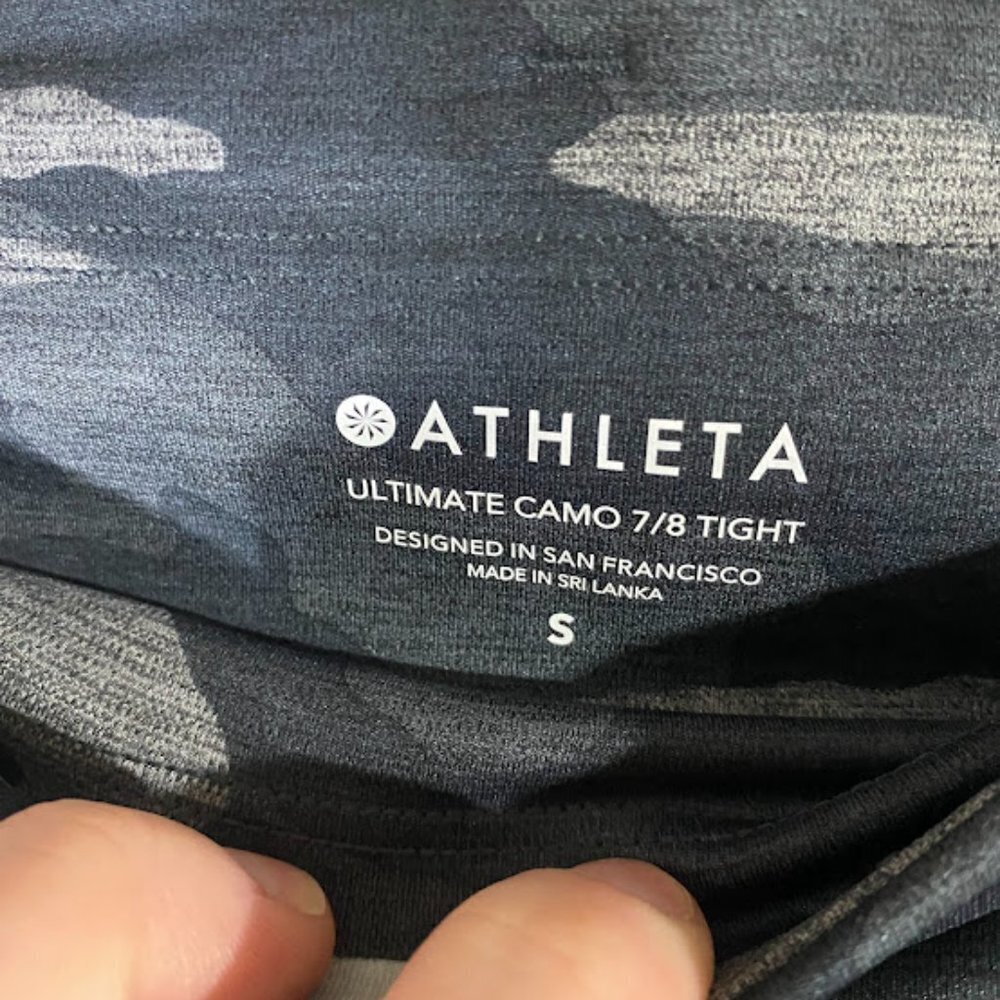 Athleta Ultimate Camo Tight 7/8 - Picture 4 of 4
